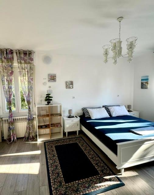 אופטיה Apartment Bella מראה חיצוני תמונה